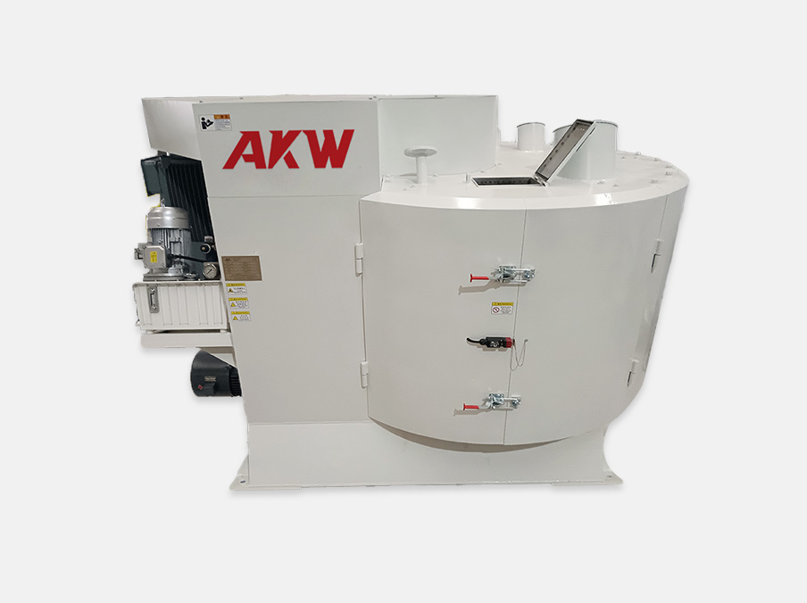 Mixing granulator